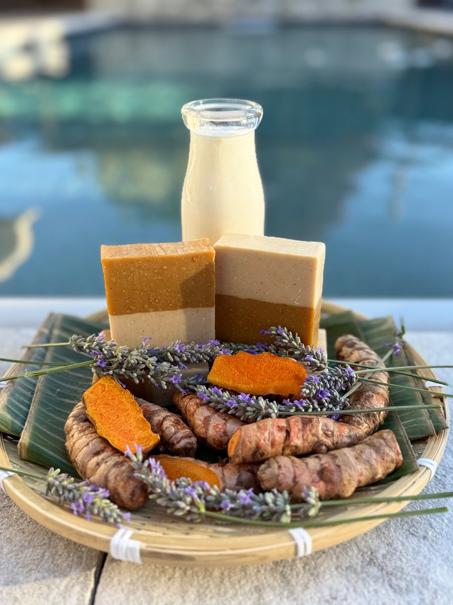 Velvet Glow Turmeric Bar (with Kojic Acid)