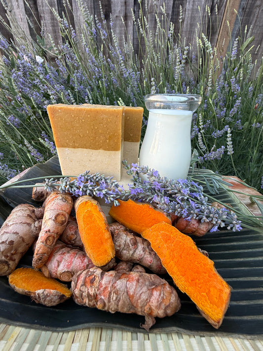 Velvet Glow Turmeric Bar (with Kojic Acid)